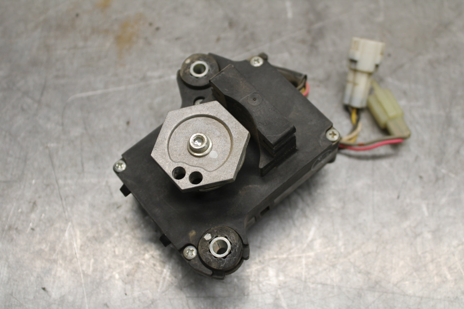 08-10 SUZUKI GSXR 600 EXHAUST VALVE SERVO MOTOR  BB721