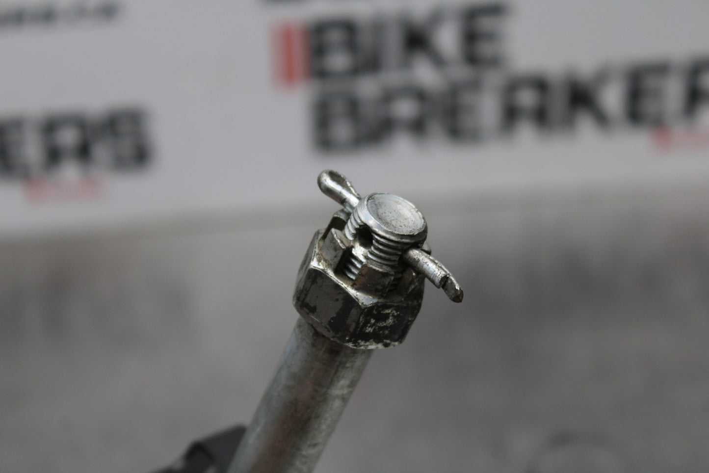 13-17 KAWASAKI NINJA 300 EX300 ABS REAR AXLE BACK WHEEL RIM BOLT AXEL BB187