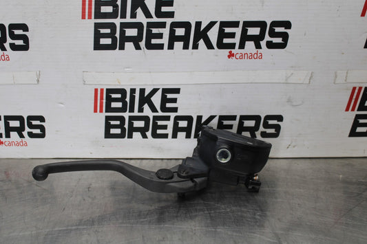 20-23 BMW F900R FRONT BRAKE MASTER CYLINDER w/ LEVER BB923