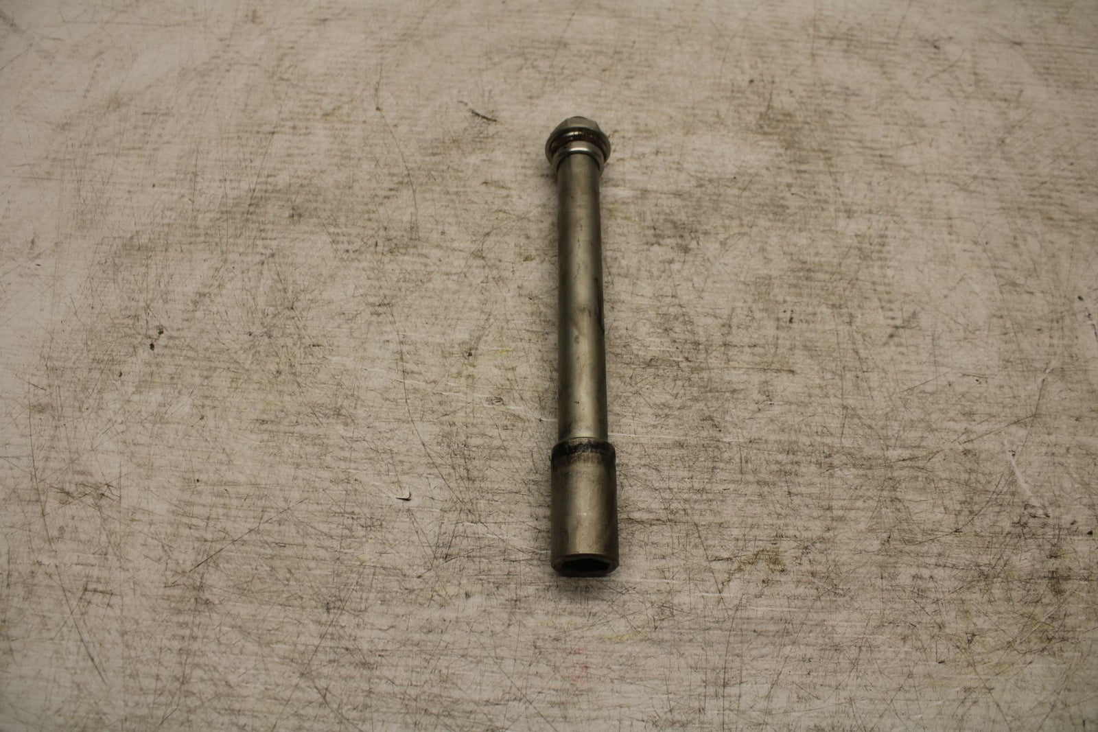 11-19 SUZUKI GSXR600 FRONT WHEEL RIM AXLE PIVOT BOLT BB371