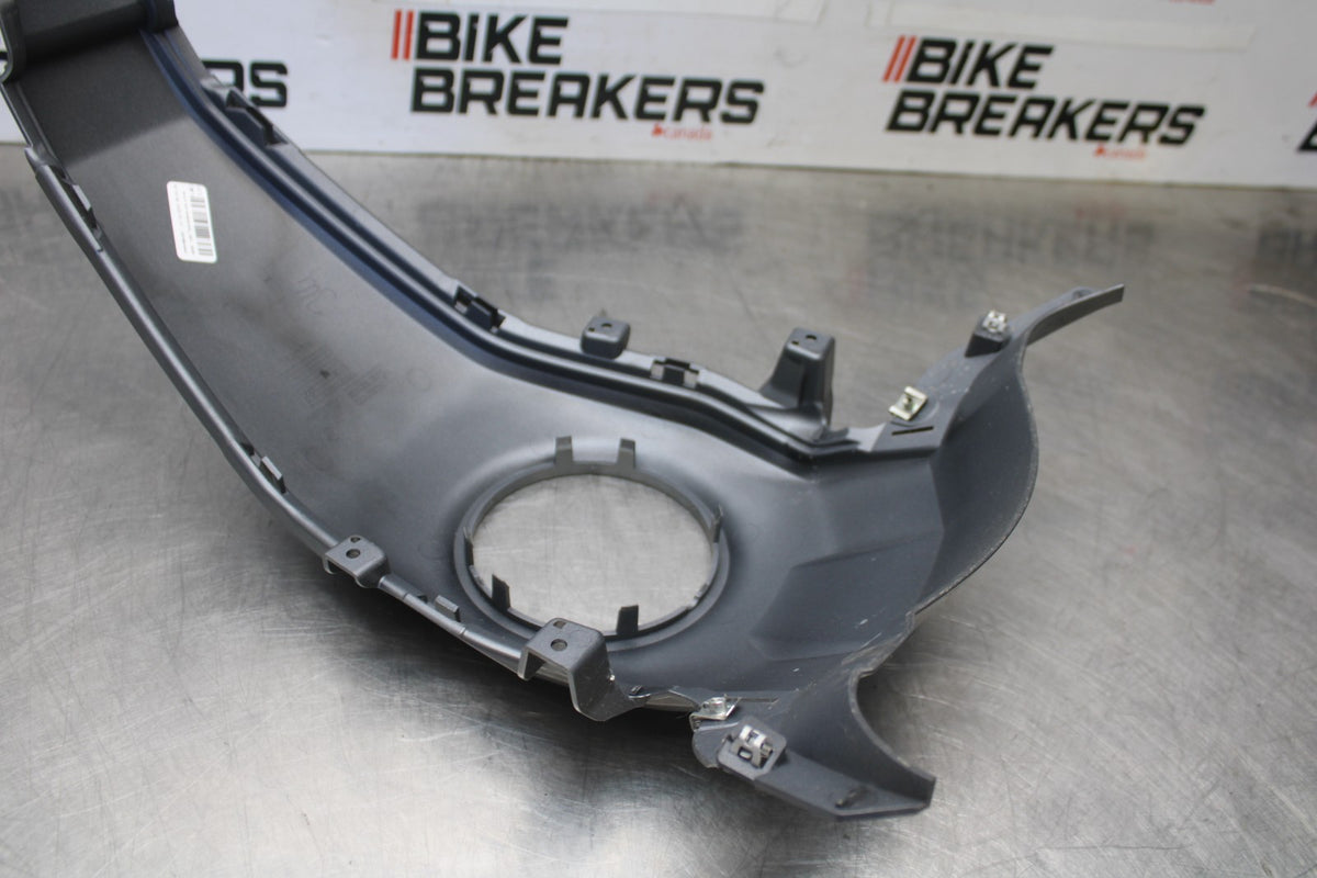 20-23 BMW F900R GAS TANK FUEL CELL COVER FAIRING COWL BB923