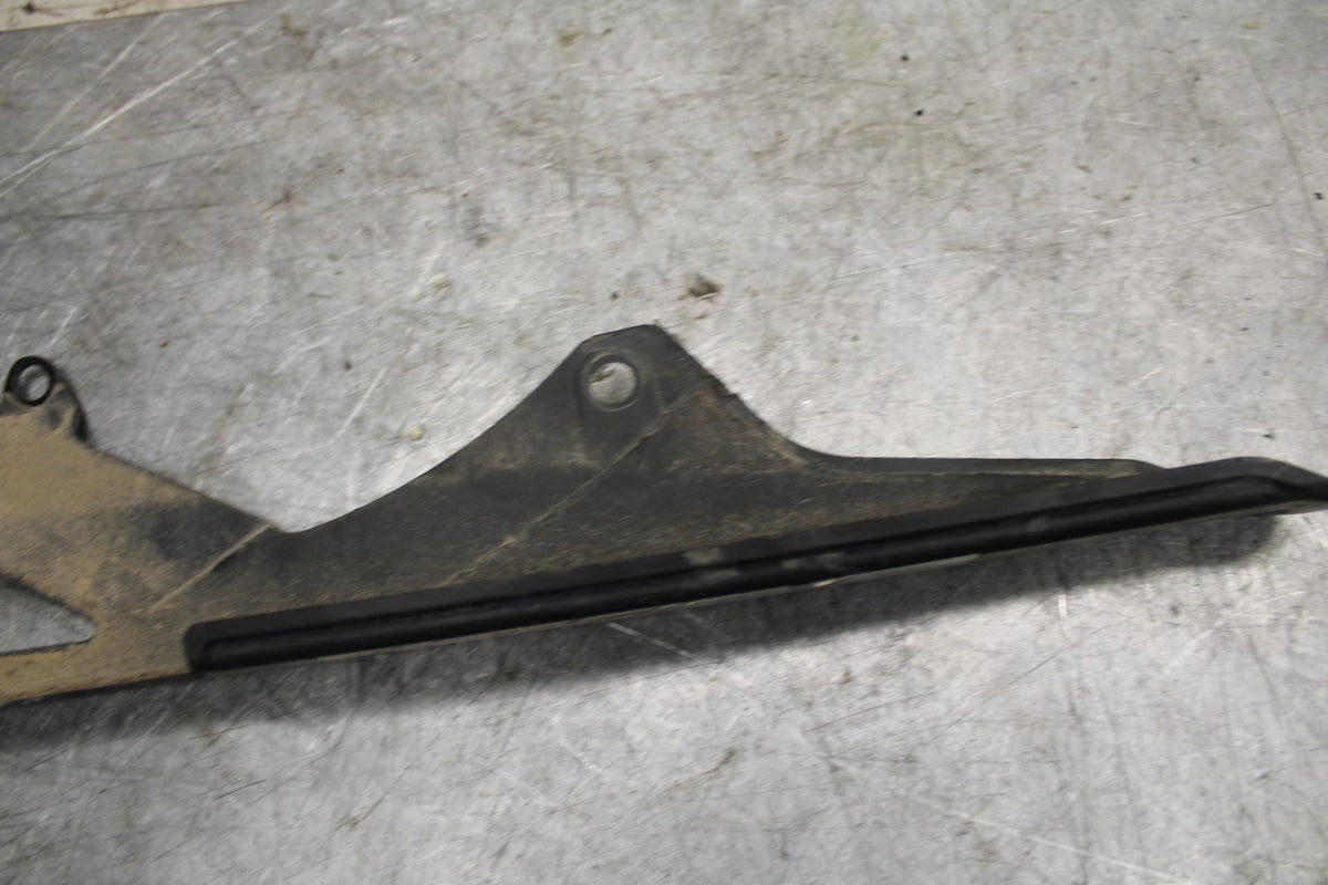 2007 Suzuki GSXR600 REAR BACK DRIVE CHAIN GUARD COVER SHIELD 61311-01H10 BB540