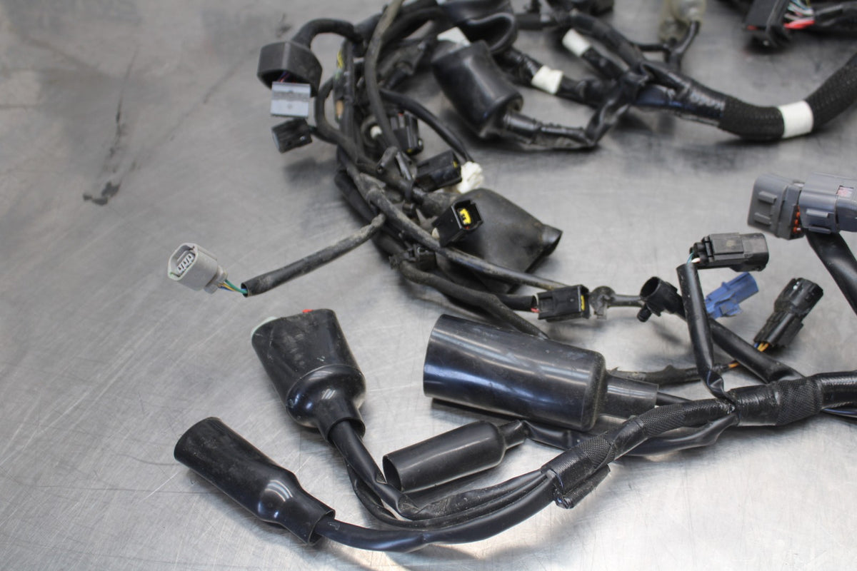 23-26 KAWASAKI NINJA ZX4RR MAIN ENGINE WIRING HARNESS MOTOR WIRE LOOM BB898