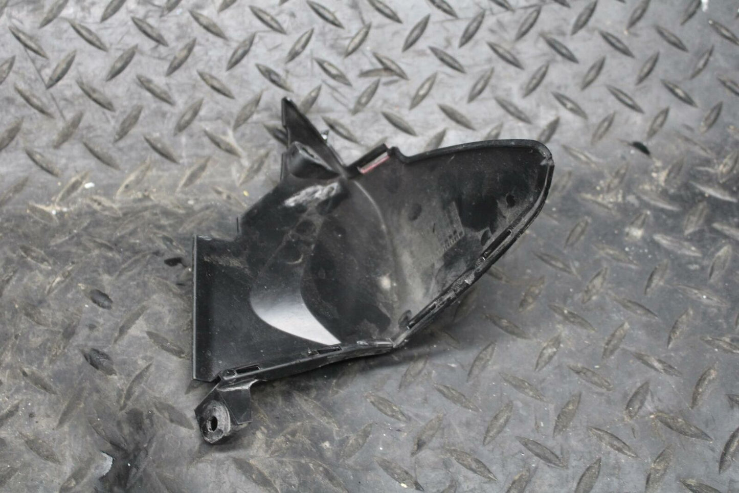 07-08 HONDA CBR600RR  LEFT HEADLIGHT HEAD LIGHT LAMP TRIM COVER BB224