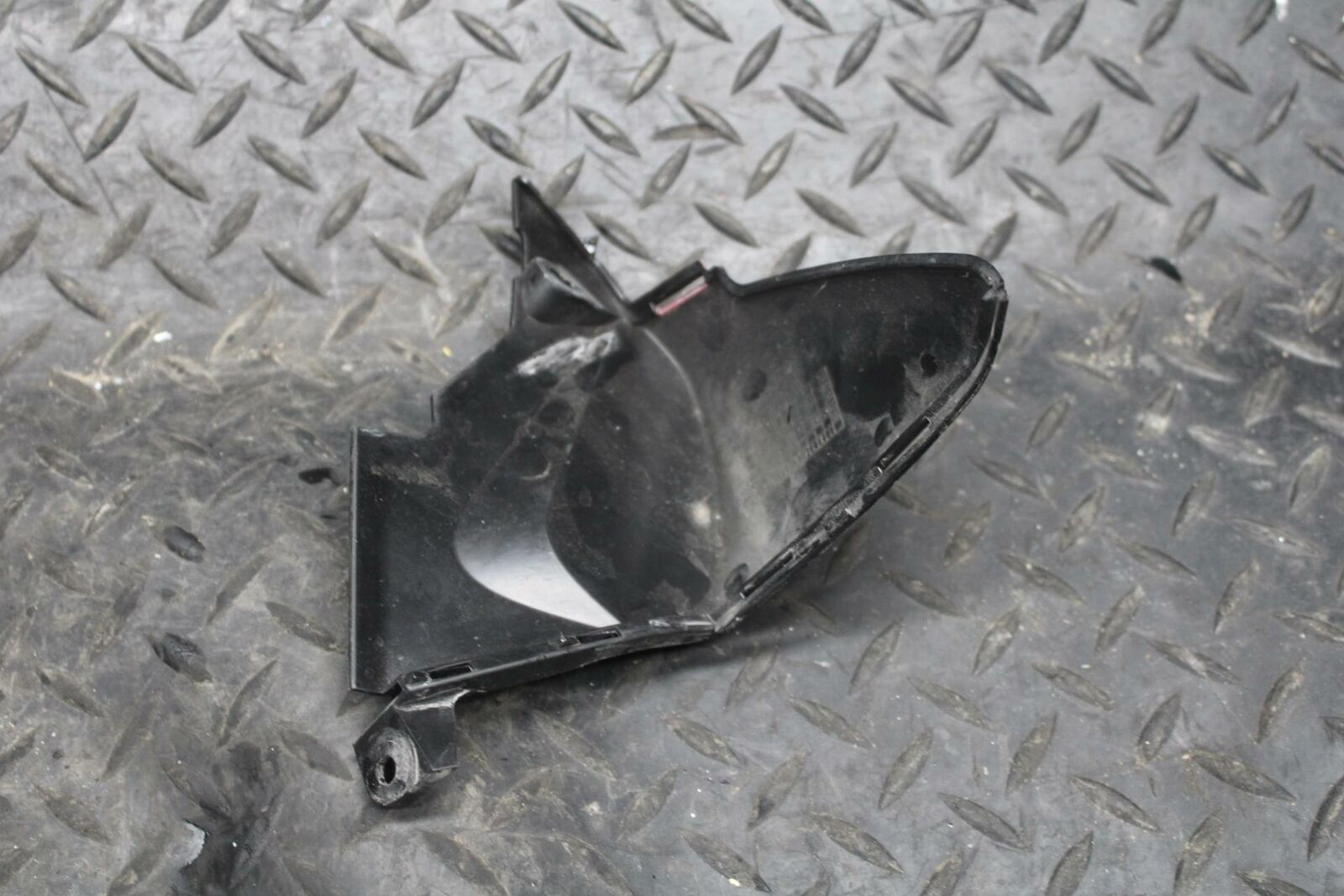 07-08 HONDA CBR600RR  LEFT HEADLIGHT HEAD LIGHT LAMP TRIM COVER BB224