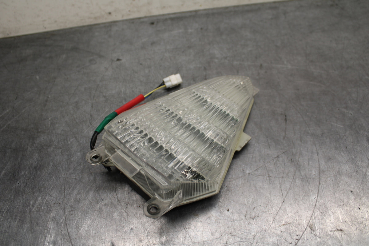 08-16 YAMAHA YZF R6 REAR TAIL TAILLIGHT BACK BRAKE LIGHT BB127