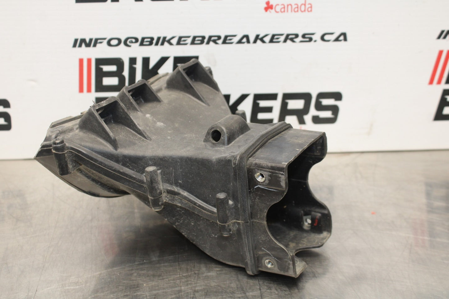 08 KAWASAKI NINJA ZX10R RAM AIR INTAKE TUBE DUCT BB201