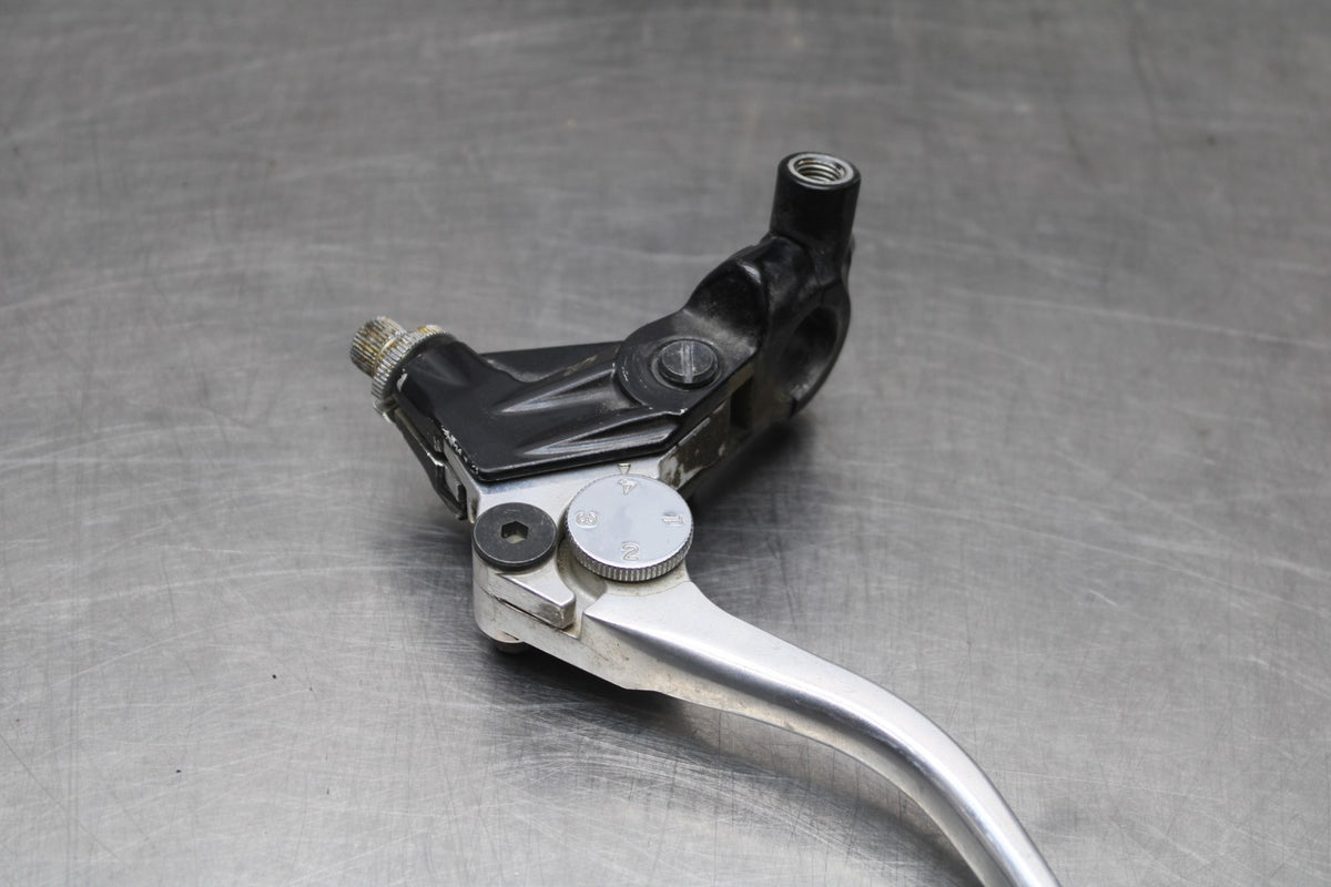 15 TRIUMPH TIGER 800 CLUTCH PERCH MOUNT WITH LEVER  BB873