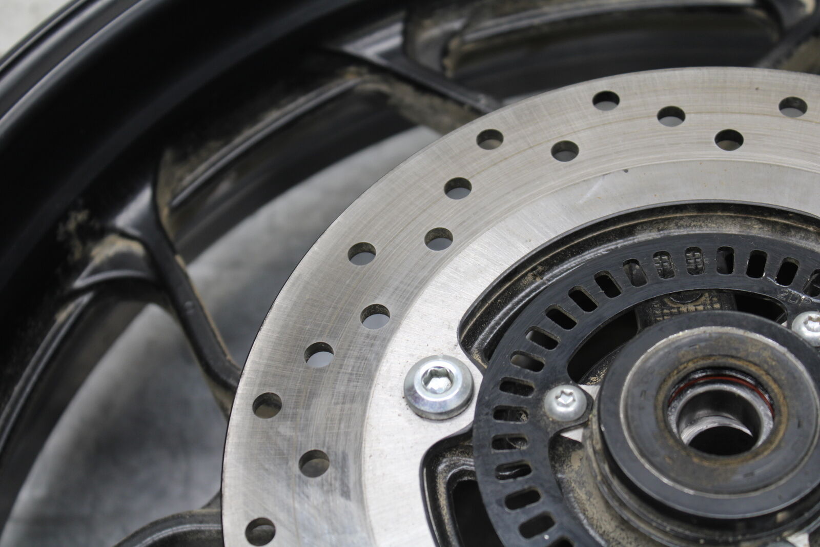 19-24 YAMAHA R3 REAR WHEEL BACK RIM BB736