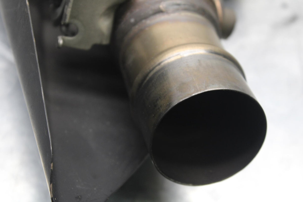 23 KAWASAKI NINJA ZX6R 636 EXHAUST PIPE MUFFLER SLIP ON CAN SILENCER BB609