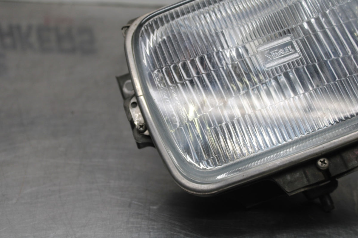 84 HONDA INTERCEPTOR 1000 VF1000F FRONT HEADLIGHT HEAD LIGHT LAMP BB878