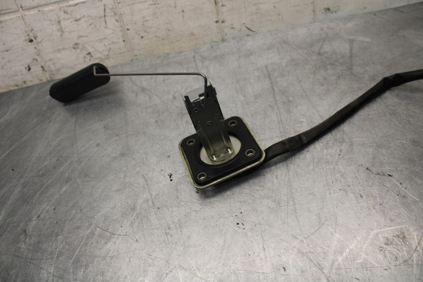 11-14 KAWASAKI VERSYS 650 LE 650C FUEL LEVEL SENDER BB498