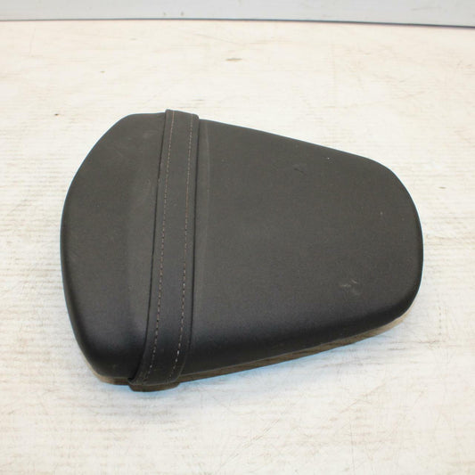 11-17 SUZUKI GSXR750 REAR BACK PASSENGER TANDEM SEAT PAD SADDLE PILLION BB306