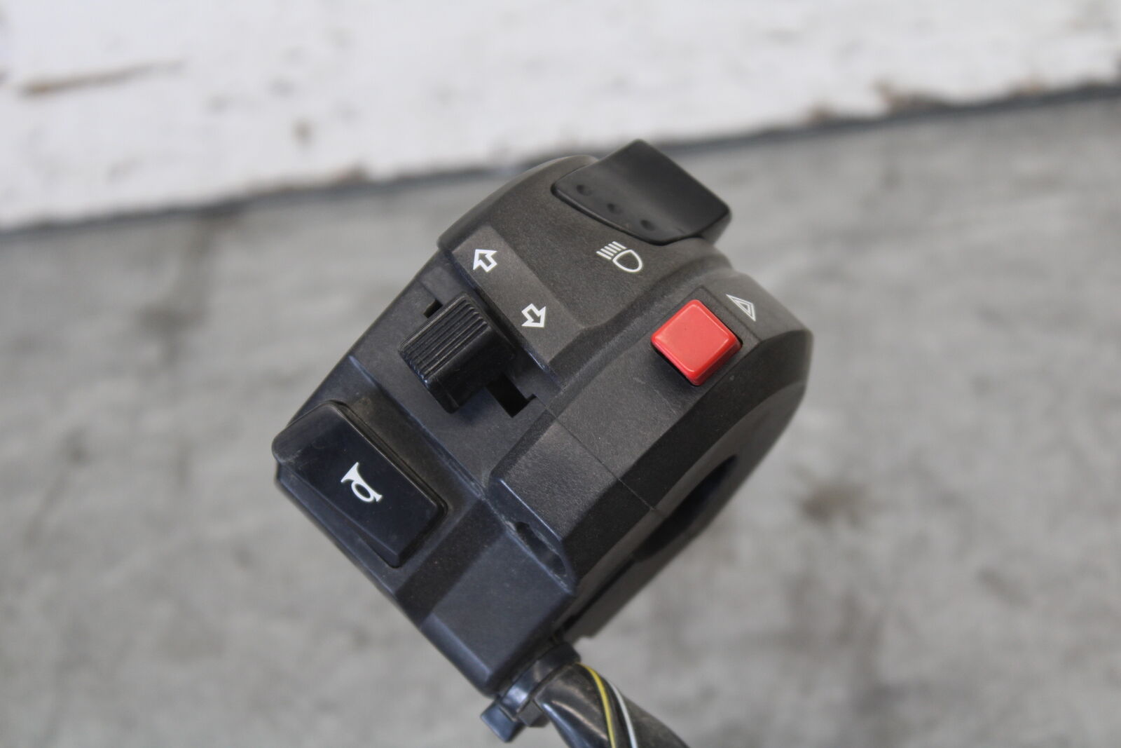 06-07 SUZUKI GSXR 600 RIGHT CLIP ON HANDLE KILL OFF START SWITCH SWITCHES BB694