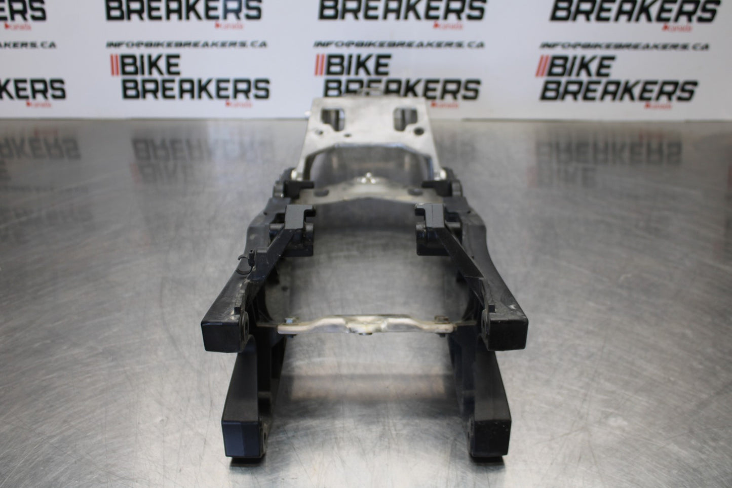 06-07 SUZUKI GSXR 600 REAR SUBFRAME BACK SUB FRAME BB170