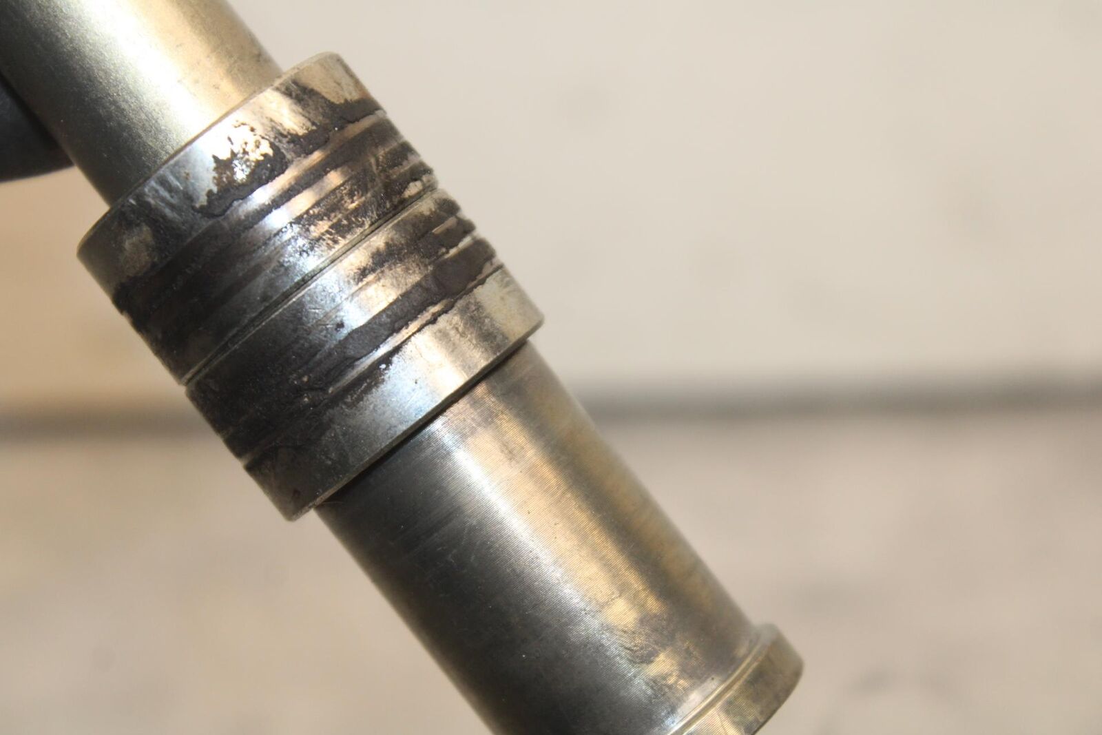 12-17 KAWASAKI ER-6N Z650 FRONT WHEEL RIM AXLE PIVOT BOLT BB607