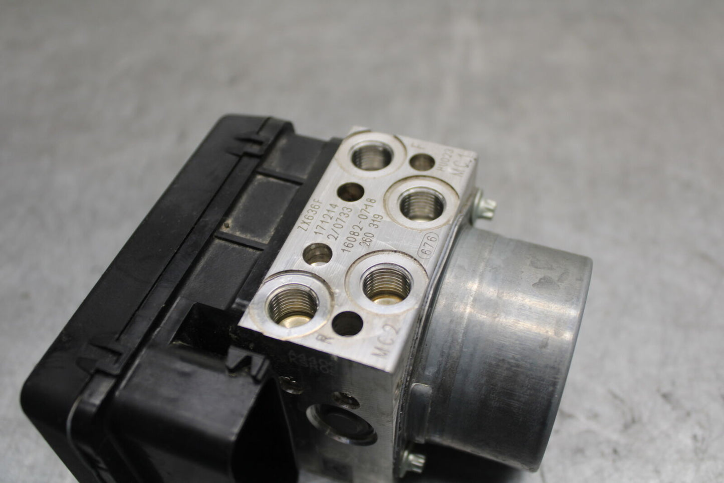 13-18 KAWASAKI NINJA ZX6R ABS PUMP UNIT MODULE BB666