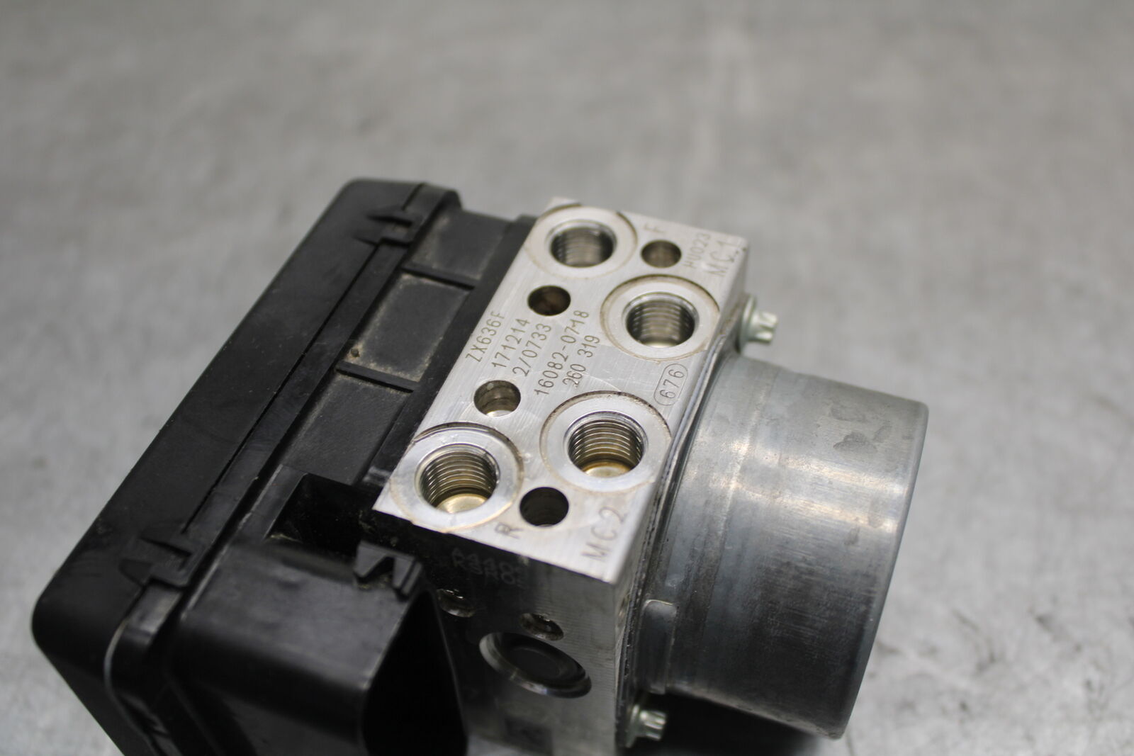 13-18 KAWASAKI NINJA ZX6R ABS PUMP UNIT MODULE BB666