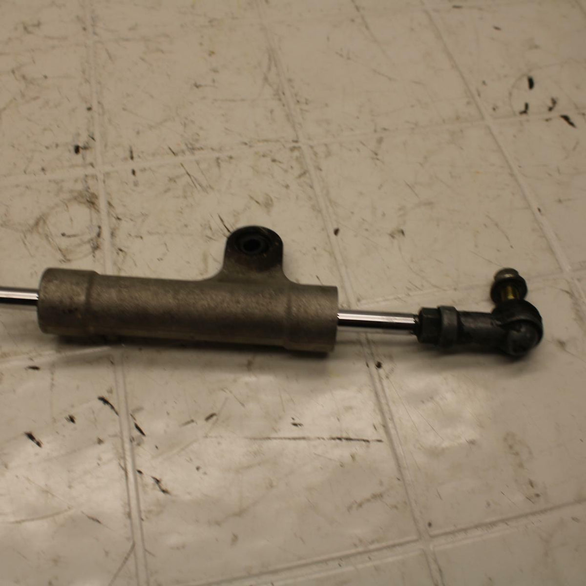 04-05 SUZUKI GSXR750 STEERING DAMPER STABILIZER BB11