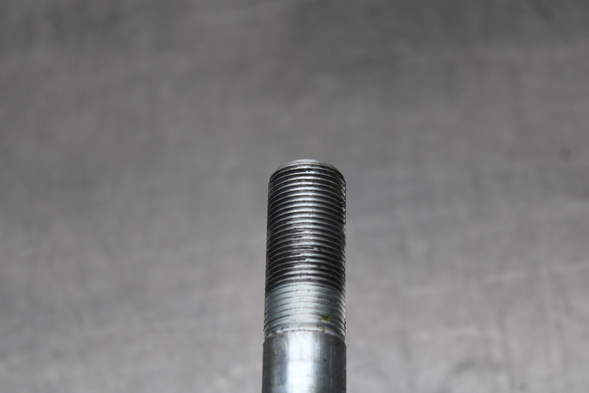 09-10 KAWASAKI ER-6N FRONT WHEEL RIM AXLE PIVOT BOLT BB205