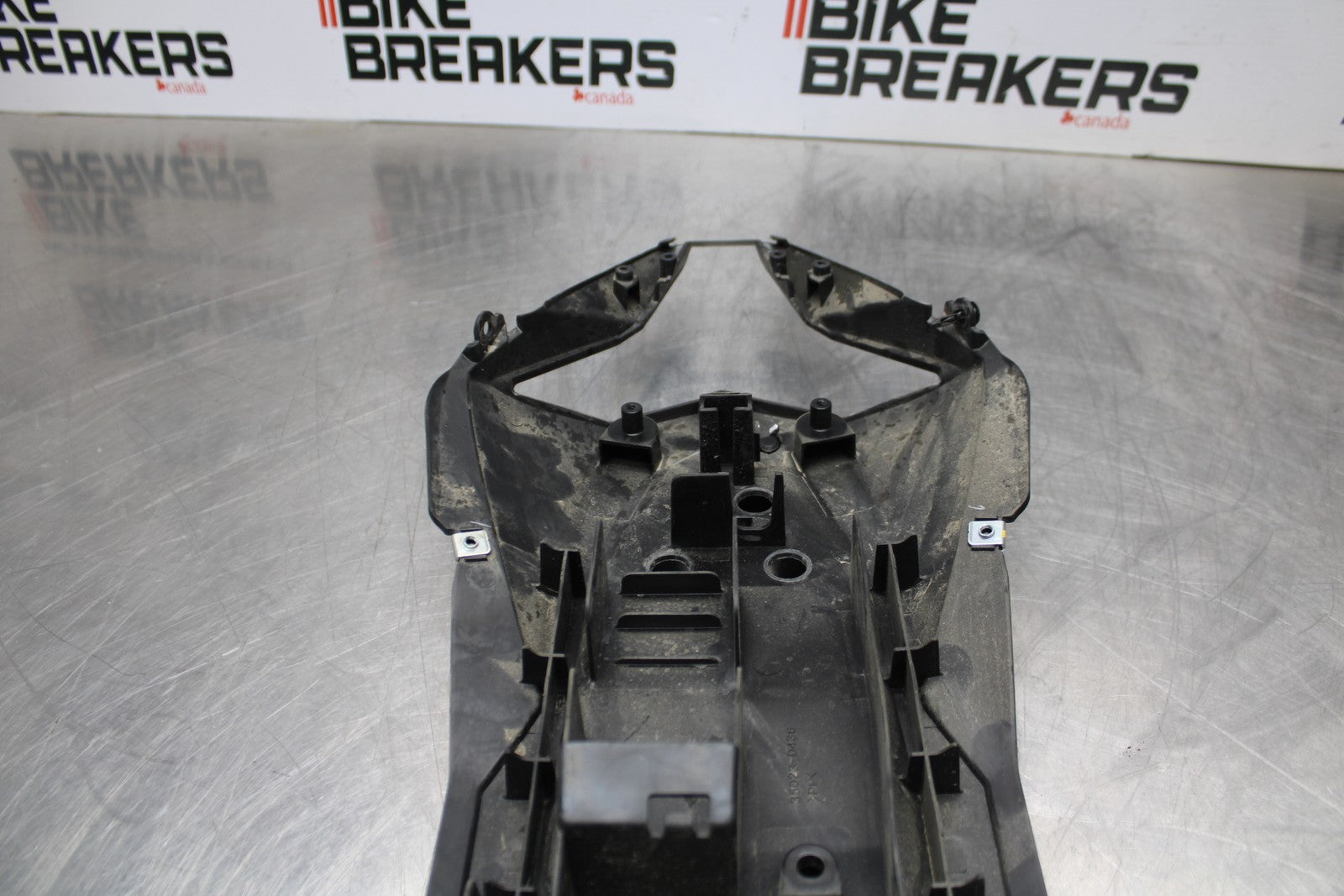 18-23 KAWASAKI NINJA 400 EX400 ABS REAR BACK TAIL UNDERTAIL FAIRING BB177