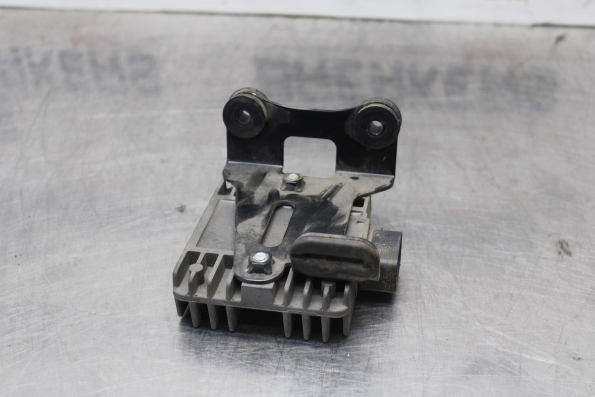 12 KAWASAKI NINJA 650 EX650E RECTIFIER VOLTAGE REGULATOR BB926