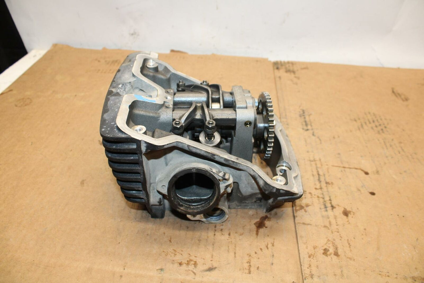 14-20 HARLEY-DAVIDSON STREET 500 ENGINE REAR TOP END CYLINDER HEAD BB381