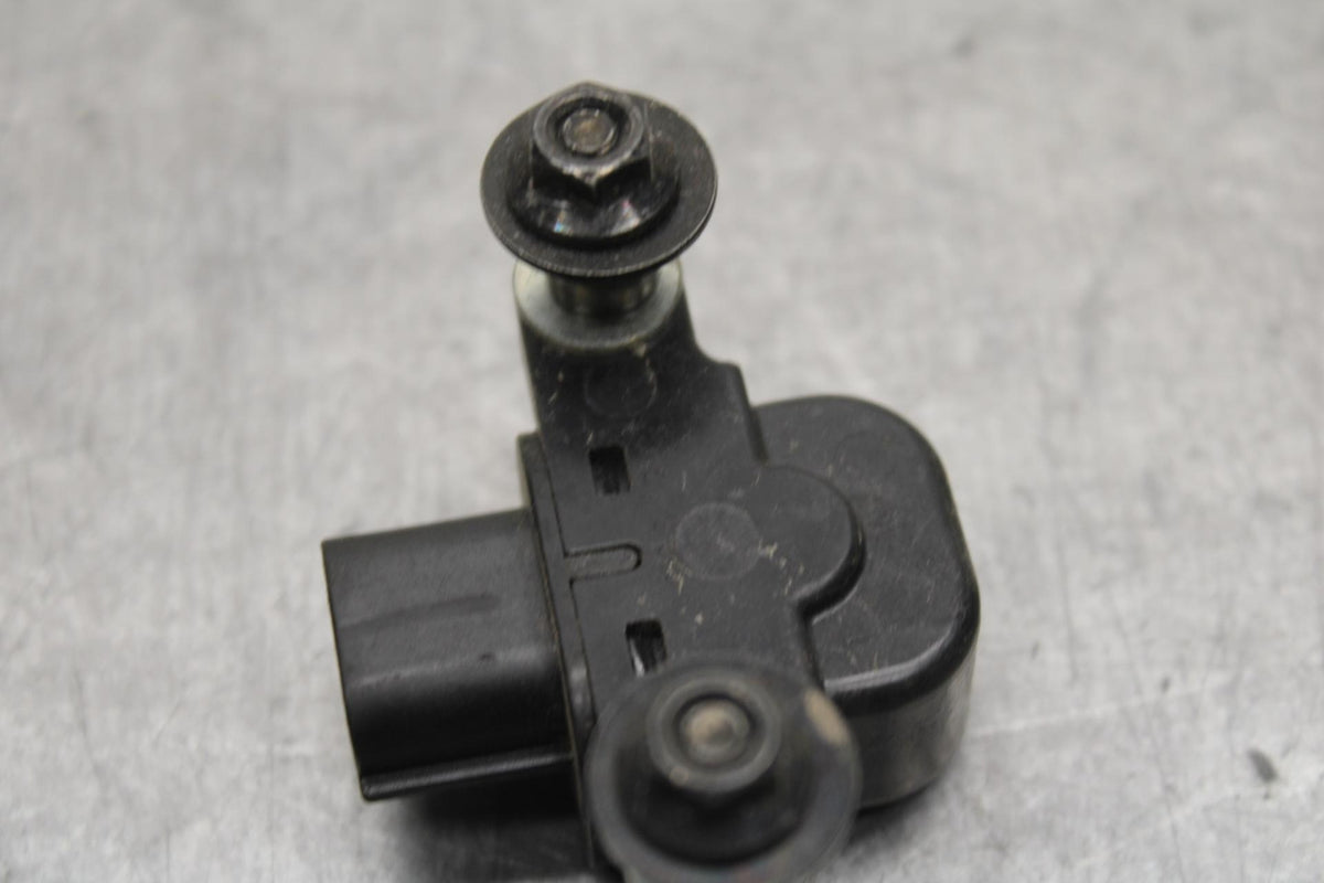 09-12 KAWASAKI NINJA ZX6R TIP OVER BANK ANGLE CRASH SENSOR SWITCH  BB640