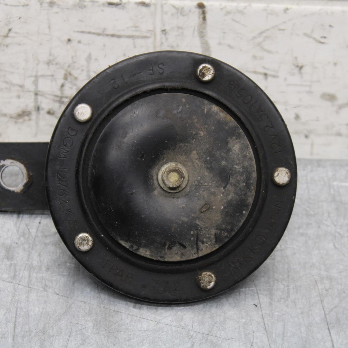 1977 Yamaha XS750 HORN SIGNAL 1J7-83371-22-00 BB554