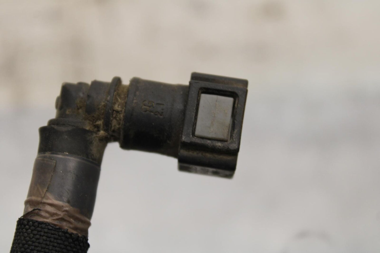 2005 Kawasaki Vulcan 1500 VN1500N Classic HOSE FUEL GAS BB576