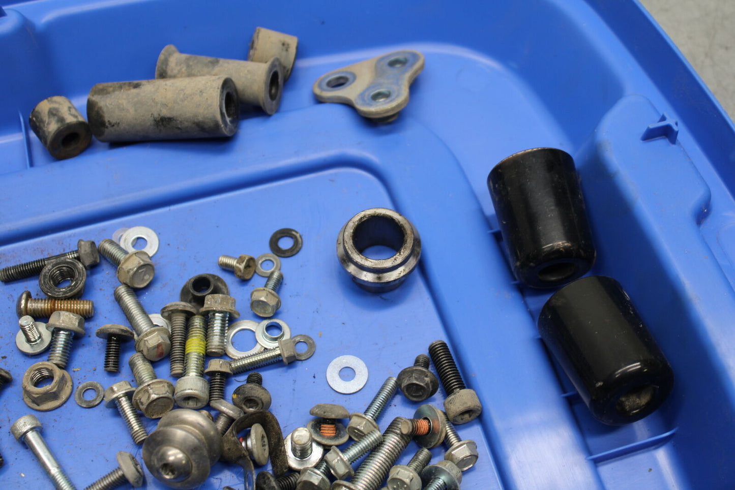 16-17 KAWASAKI VULCAN S 650 EN650 ABS MOUNTING BOLTS HARDWARE BB731