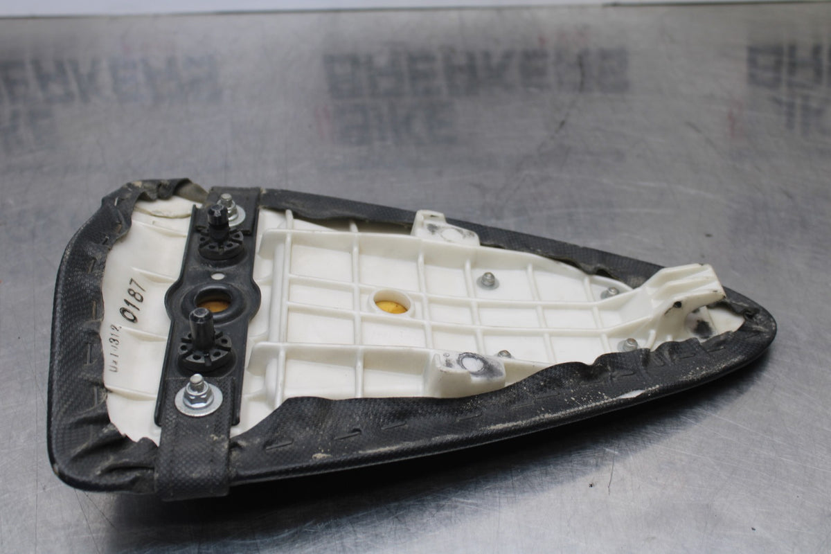 07-08 KAWASAKI NINJA ZX6R REAR BACK PASSENGER TANDEM SEAT PAD SADDLE  BB203
