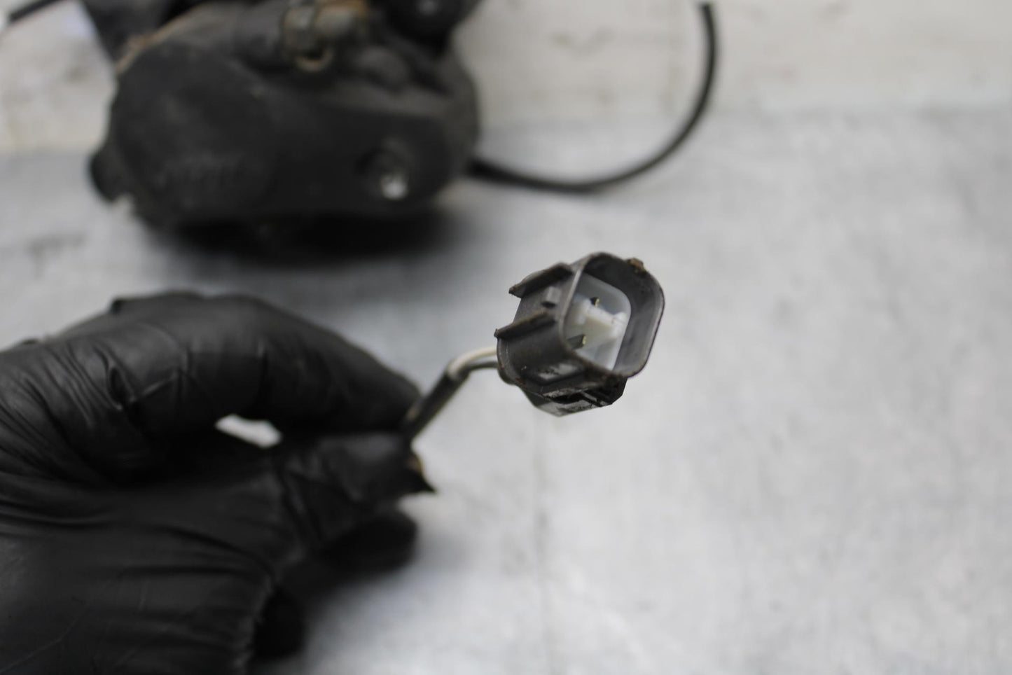 2012 Kawasaki Ninja ZX14R ZX1400E REAR BACK BRAKE CALIPER BB60