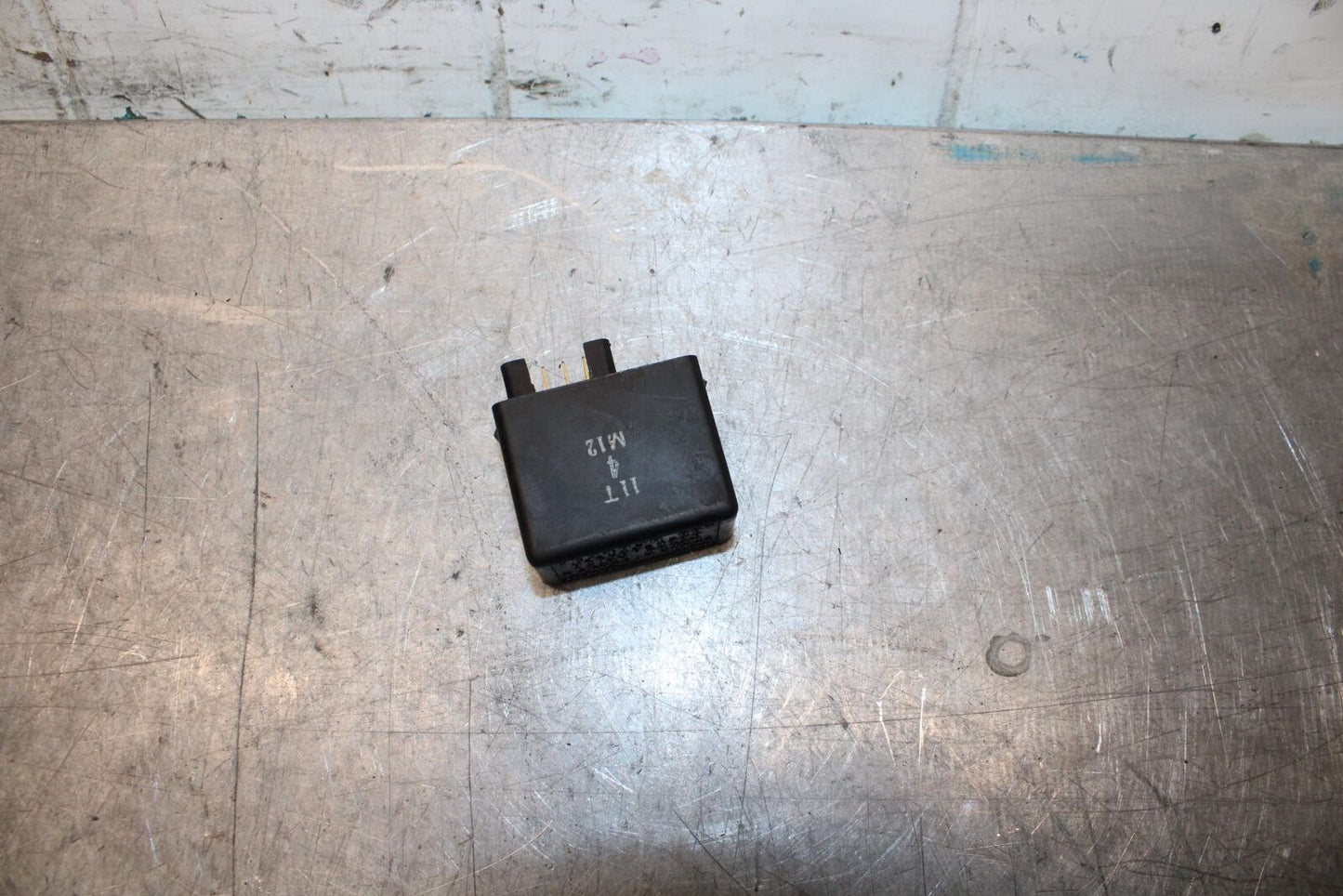 11-23 SUZUKI GSXR 750 TURN SIGNAL FUEL PUMP RELAY FLASHER SWITCH BB55