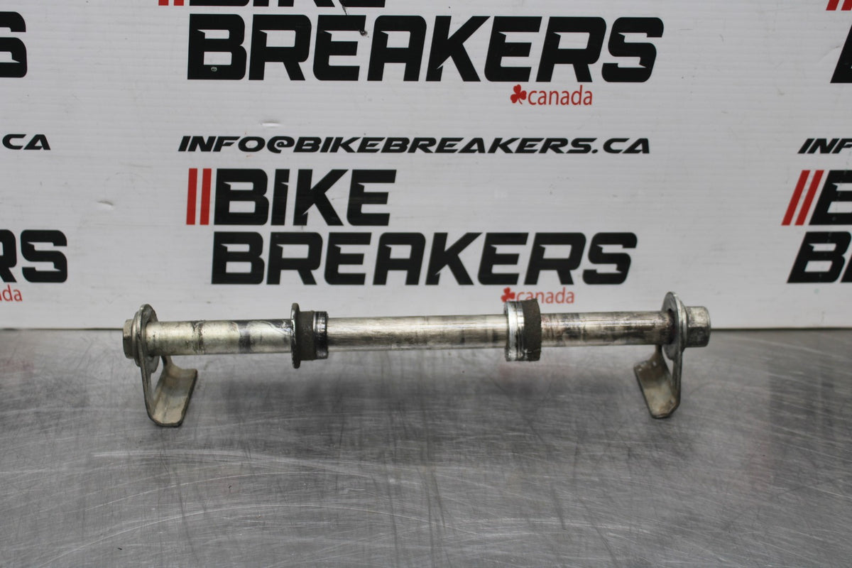 08 SUZUKI SV650 REAR AXLE BACK WHEEL RIM PIVOT BOLT AXEL BB846