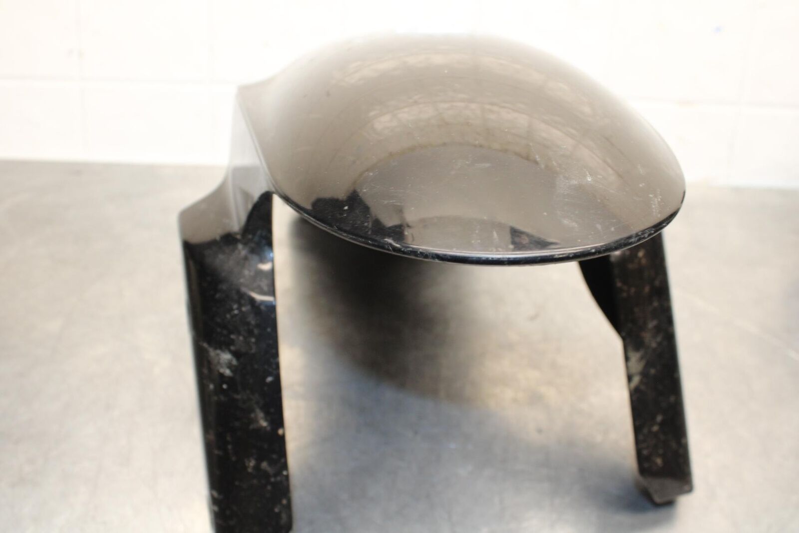 2011 Kawasaki Ninja ZX6R ZX600R FRONT WHEEL FENDER COWL 35004-0118-32N BB587