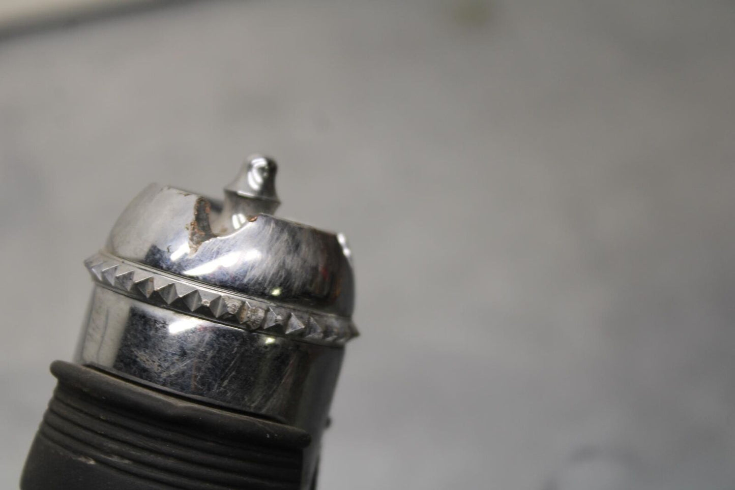 03-08 KAWASAKI VULCAN 1600 RIGHT THROTTLE GRIP BB616