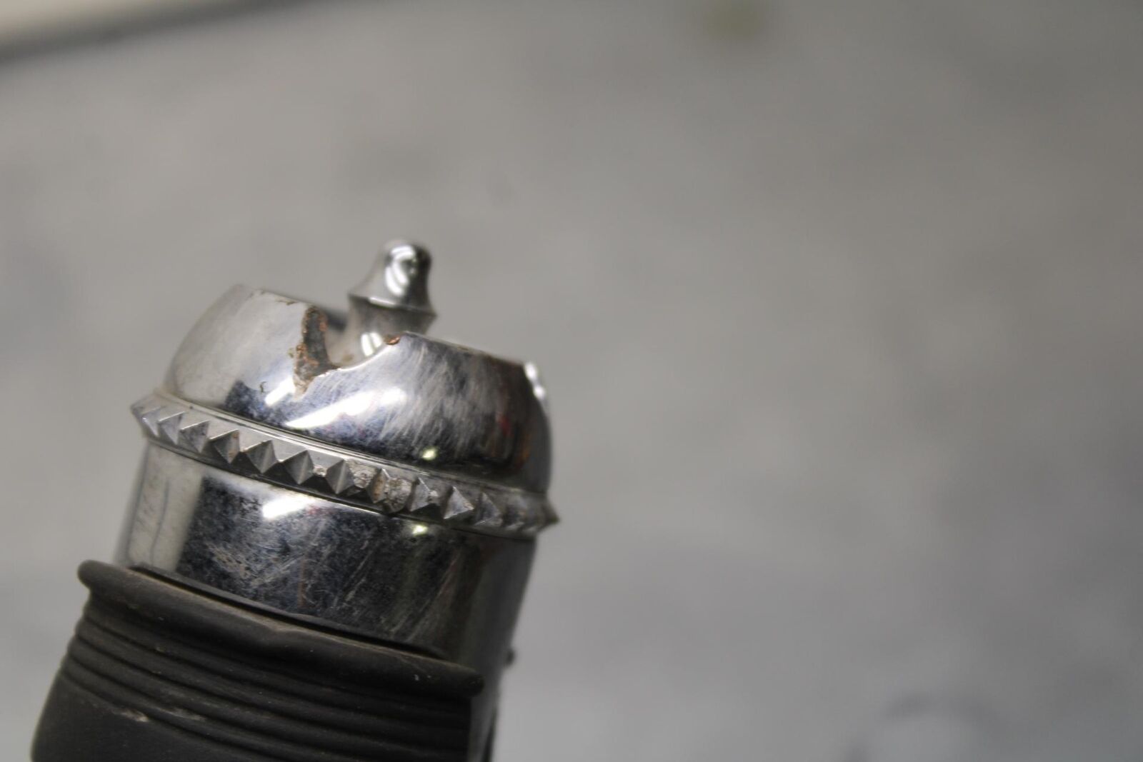 03-08 KAWASAKI VULCAN 1600 RIGHT THROTTLE GRIP BB616