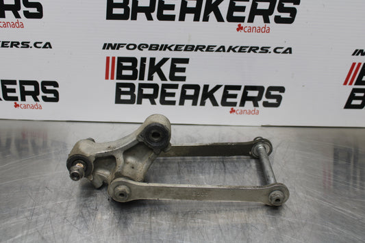 04-05 KAWASAKI NINJA ZX10R REAR DOGBONE SHOCK LINKAGE LINK BB163