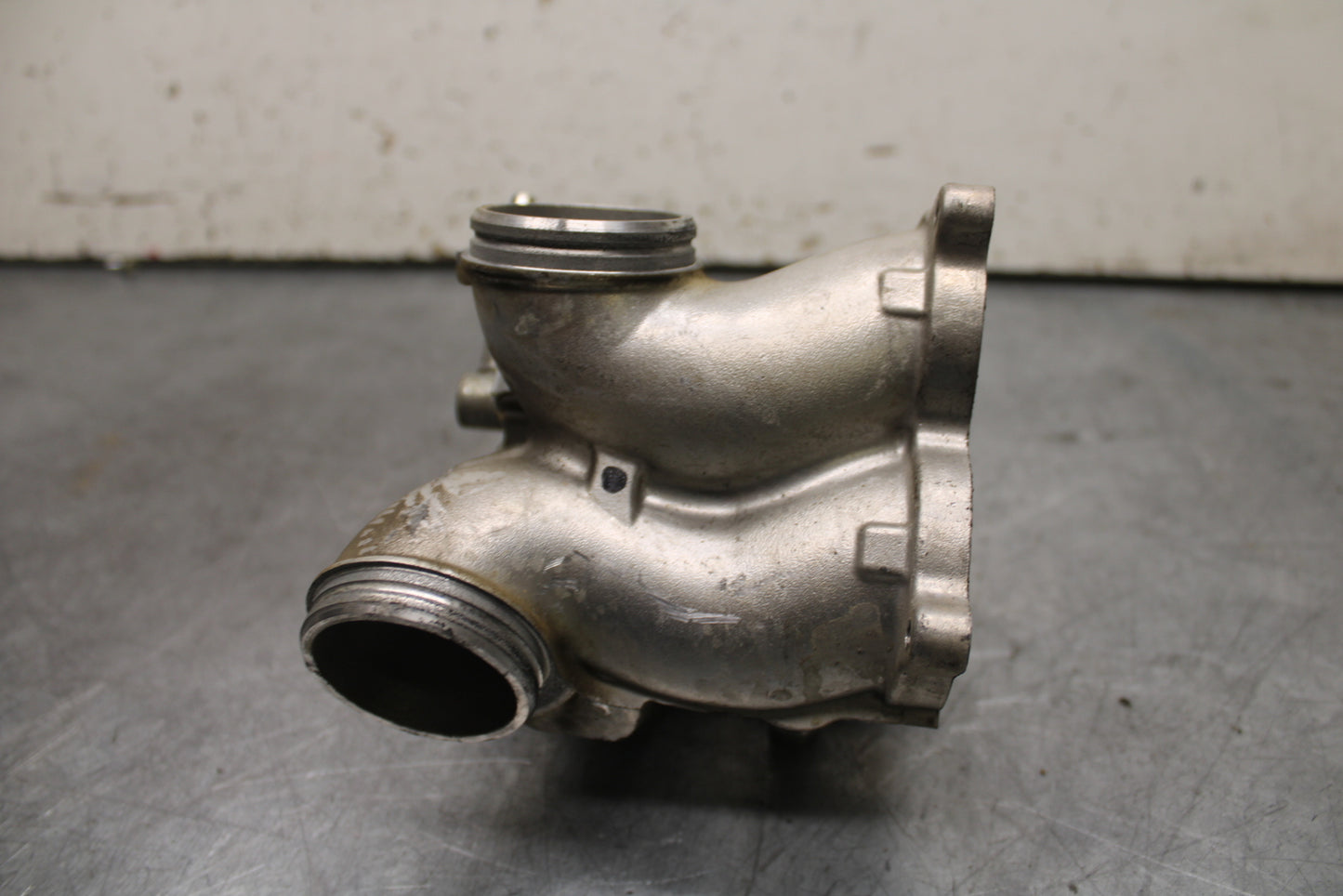14-15 YAMAHA V STAR 1300 XVS1300CT TOURER AIR INTAKE MANIFOLD BB722
