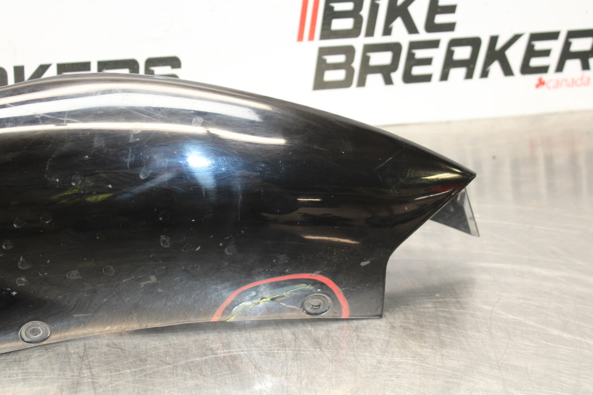 06-07 SUZUKI GSXR 600 LEFT REAR BACK TAIL FAIRING COWL SHROUD BB178