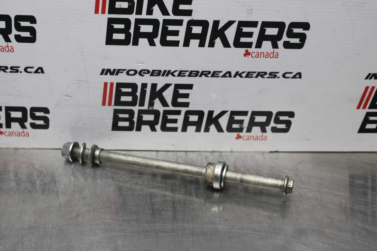 17-18 YAMAHA YZF R3 REAR AXLE BACK WHEEL RIM PIVOT BOLT AXEL BB788