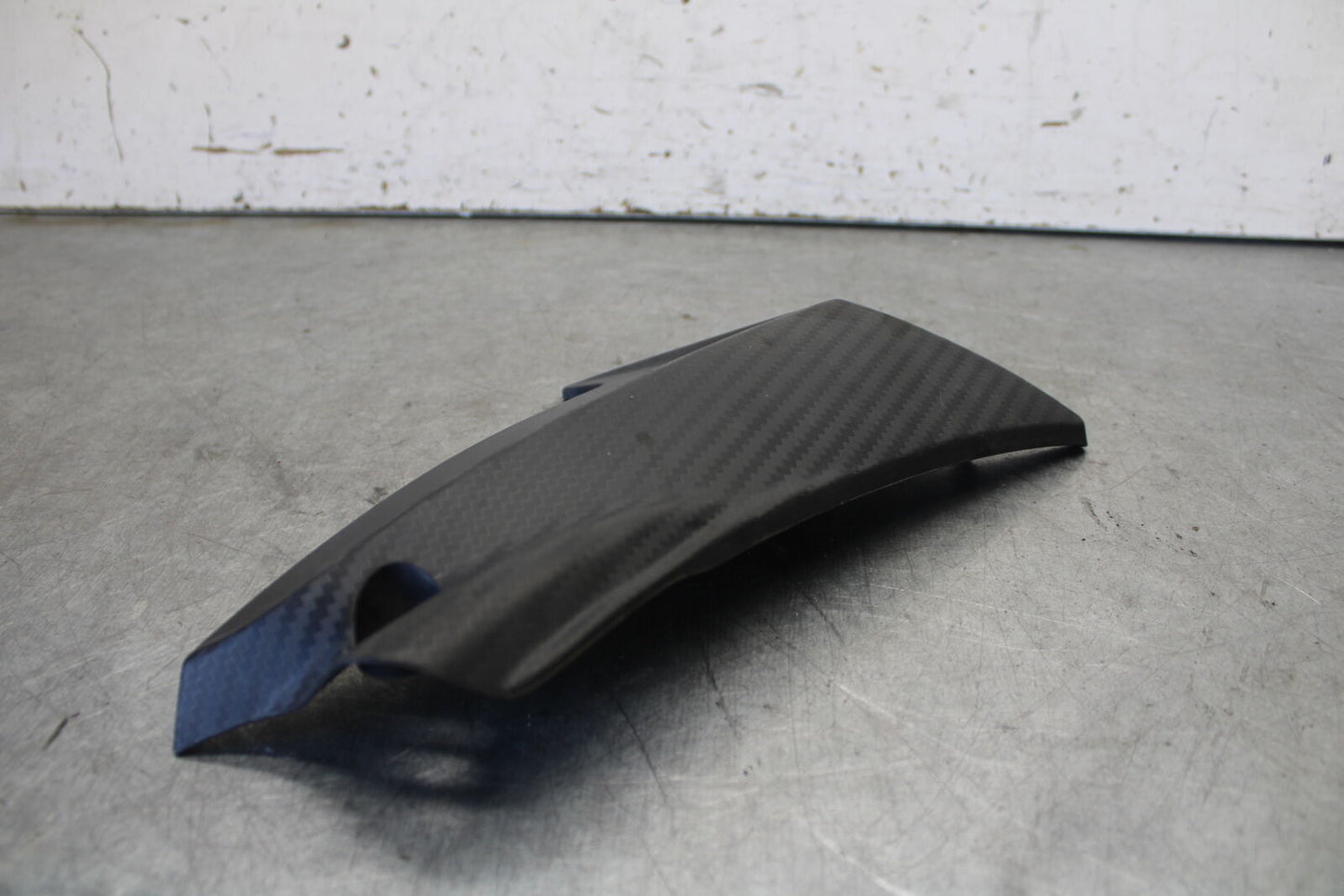 11-24 SUZUKI GSXR750 LEFT FRAME SIDE COVER COWL PANEL TRIM  BB687