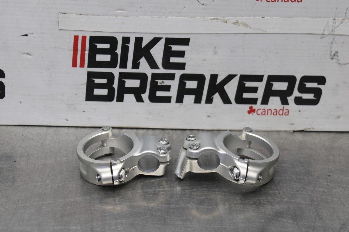 16 DUCATI 959 PANIGALE LEFT RIGHT CLIP ONS HANDLEBAR BRACKETS BB912