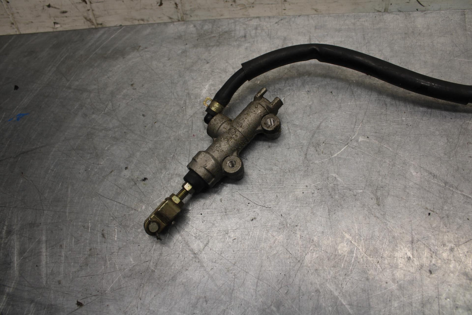 2005 Kawasaki Ninja 500R EX500D REAR BACK BRAKE MASTER CYLINDER W RESERVOIR BB36