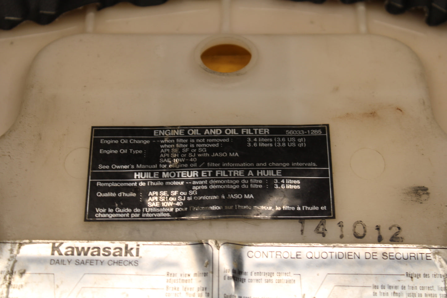 00-02 KAWASAKI NINJA ZX6R REAR BACK PASSENGER TANDEM SEAT SADDLE PILLION  BB750