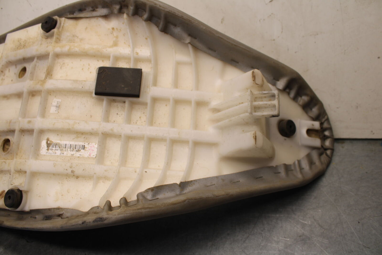 09-24 YAMAHA RAPTOR 700R FRONT REAR SEAT SADDLE BB654