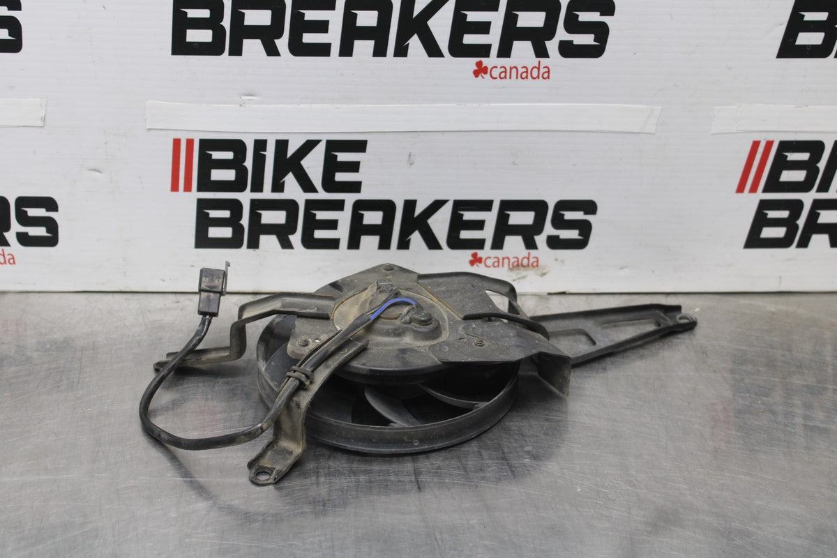 05-06 KAWASAKI NINJA ZX6R ENGINE RADIATOR COOLING FAN BB877