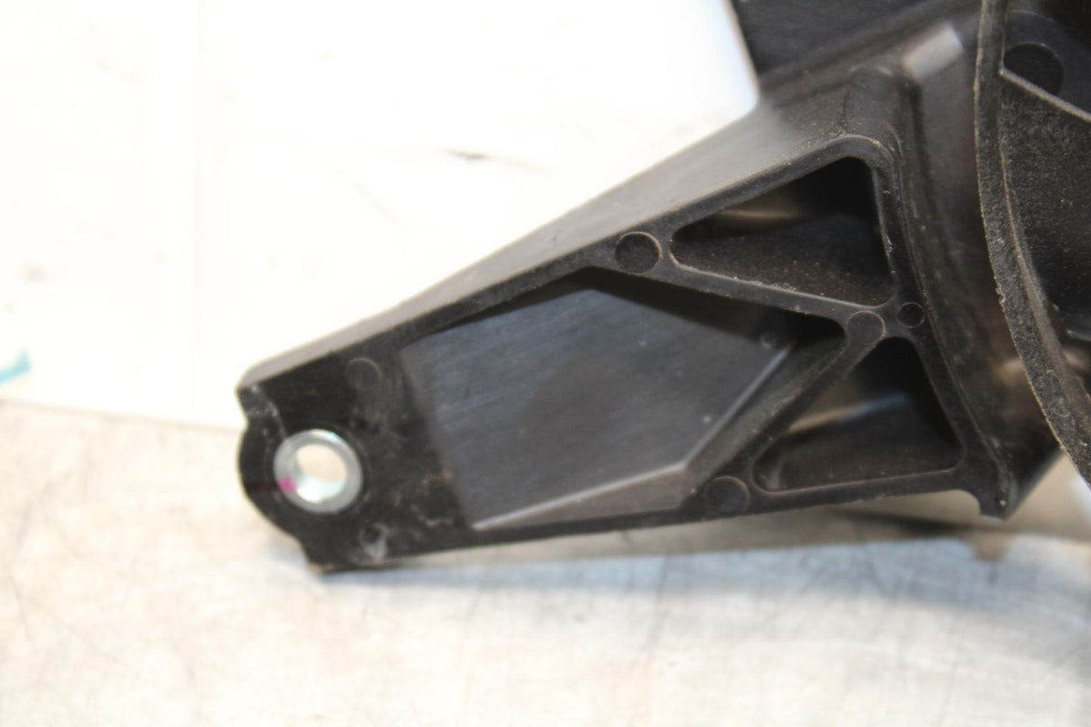 22-23 YAMAHA YZF R7 ENGINE RADIATOR COOLING FAN BB583