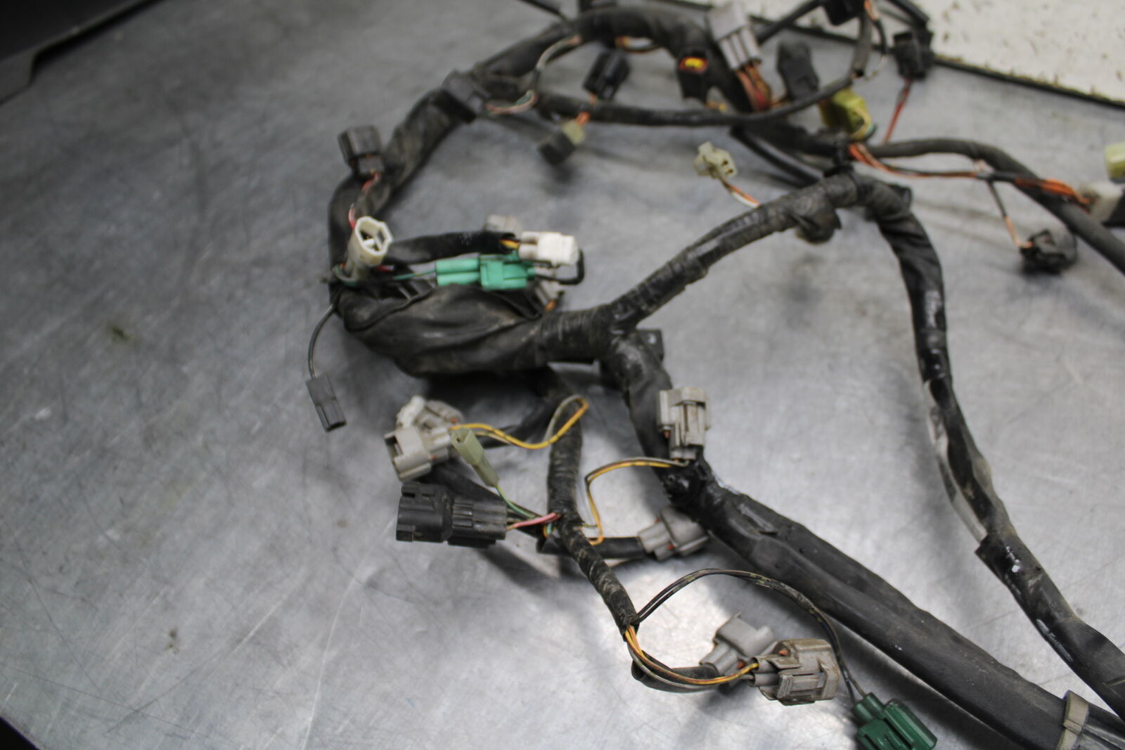 06-07 SUZUKI GSXR 600 MAIN ENGINE WIRING HARNESS MOTOR WIRE LOOM BB737
